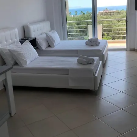 Andrea Markou Apartment Qeparo
