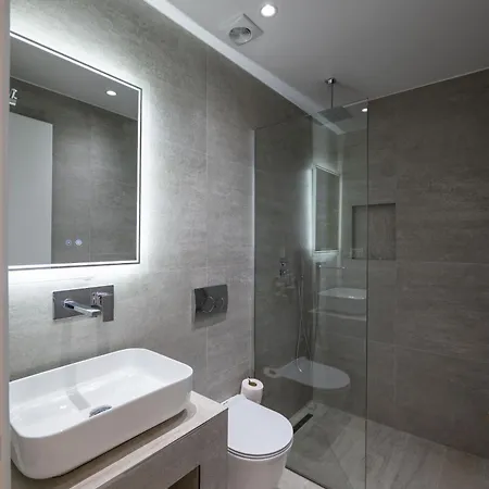 Andrea Markou Apartment Qeparo