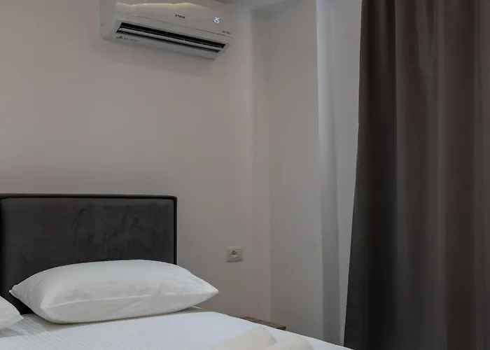 Apartament Andrea Markou *