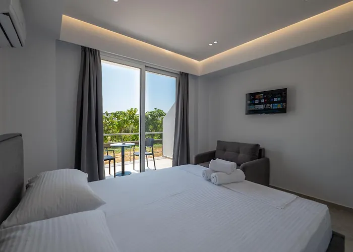 Apartament Andrea Markou Qeparo