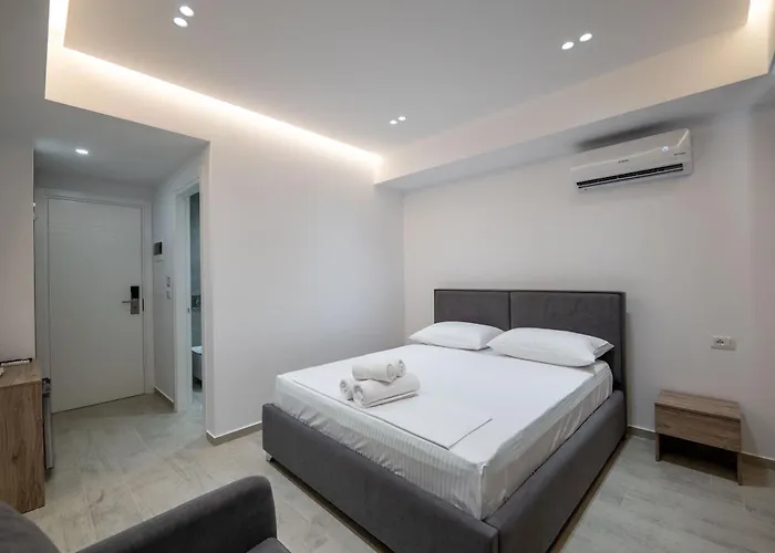 Apartament Andrea Markou Qeparo