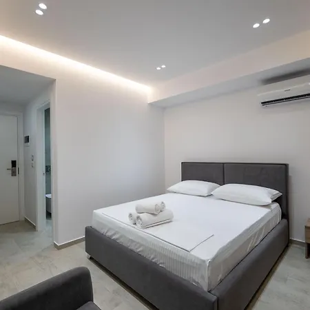 Apartment Andrea Markou Qeparo