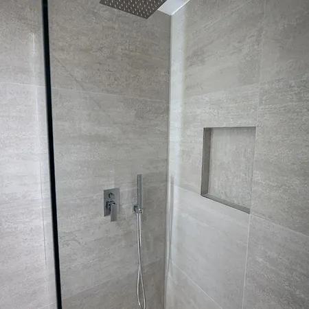 Andrea Markou * Κηπαρό